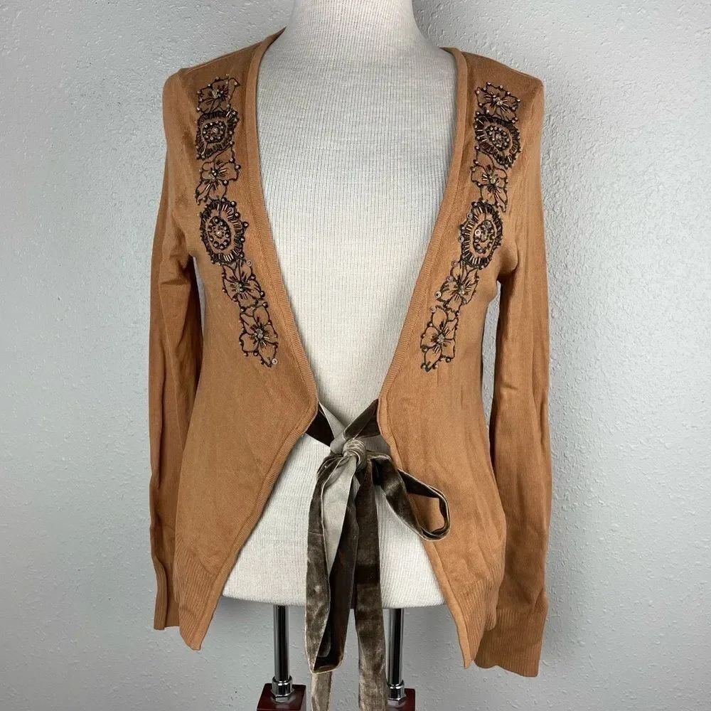 EUC Luciano Dante Tie Cardigan with a Floral Beaded Pattern Size S